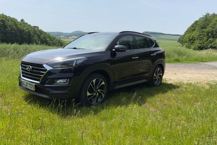 Hyundai TUCSON 120.000 km 19.495 &euro; Rheinbach 53359