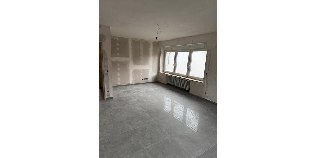 Etagenwohnung Erftstadt - 3 Zimmer, 85 m&sup2;, 750&euro; | Angebot:26033795