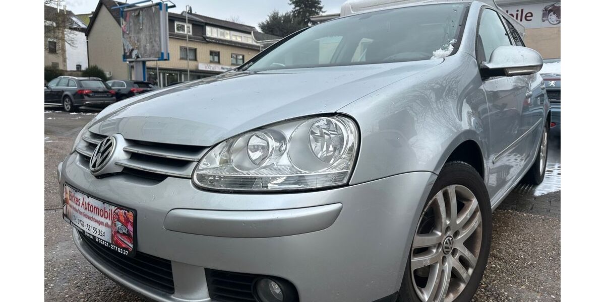 VW Golf 161.200 km 4.799 &euro; Düren 52353