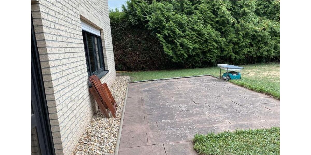 Etagenwohnung Mechernich - 2 Zimmer, 90 m&sup2;, 770&euro; | Angebot:25944875