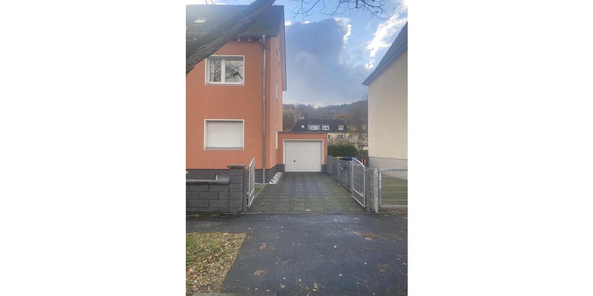 Mehrfamilienhaus, Wohnhaus Bonn Friesdorf - 16 Zimmer, 210 m&sup2;, 750.000&euro; | Angebot:26728889