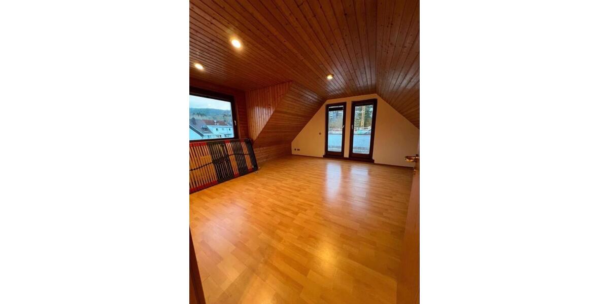 Einfamilienhaus Schleiden - 4 Zimmer, 12 m&sup2;, 1.290&euro; | Angebot:25830713