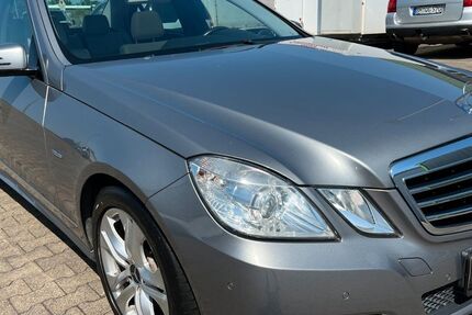 Mercedes-Benz E 200 210.000 km 9.999 &euro; Nörvenich 52388