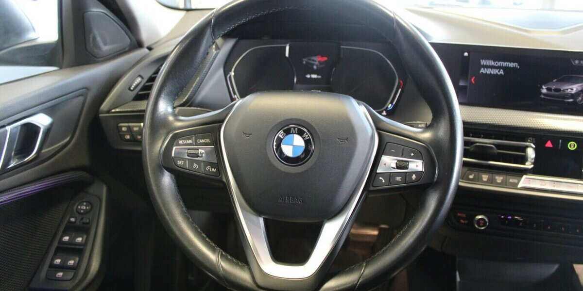 BMW 118 118i Aut.Advantage - Navi - LED -SHZ - PDC - 75.800 km 18.780 &euro; Euskirchen 53881