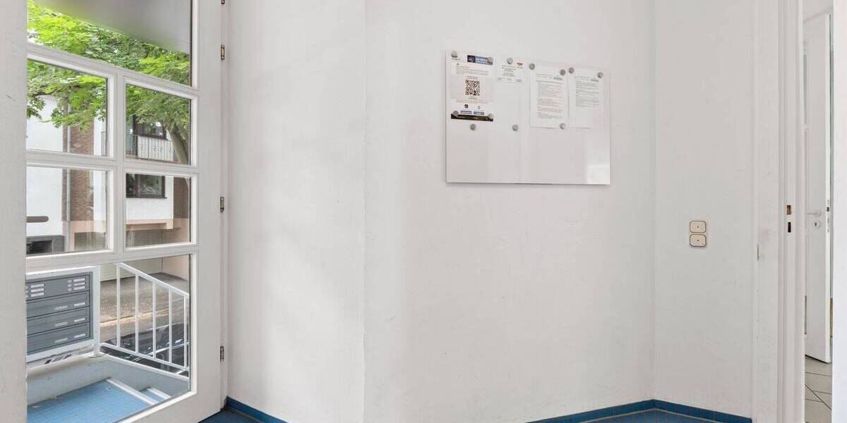 Etagenwohnung Bonn Beuel - 3 Zimmer, 100 m&sup2;, 429.000&euro; | Angebot:26107074