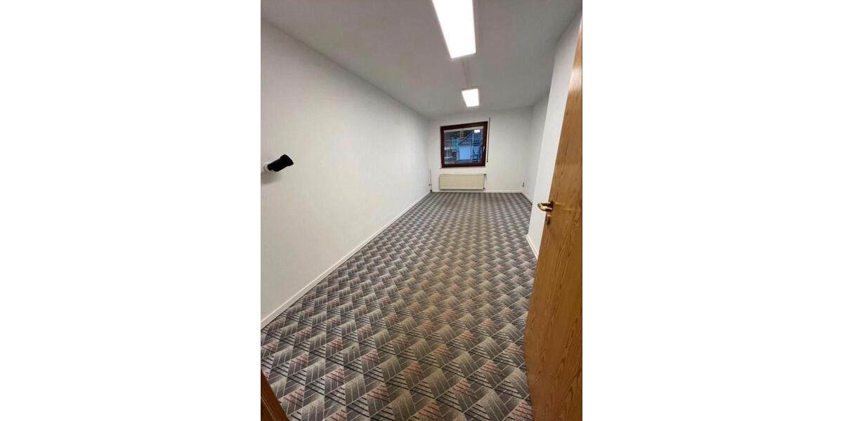 Einfamilienhaus Schleiden - 4 Zimmer, 12 m&sup2;, 1.290&euro; | Angebot:25830713