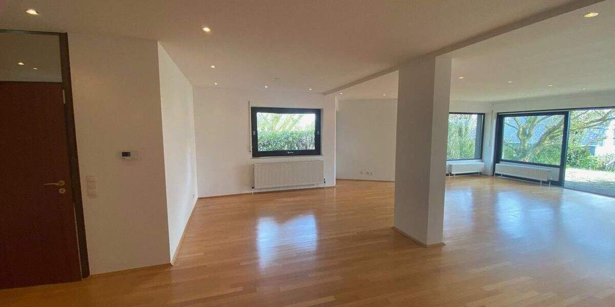 Terrassenwohnung Bonn Lannesdorf - 3 Zimmer, 151 m&sup2;, 637.000&euro; | Angebot:25666899