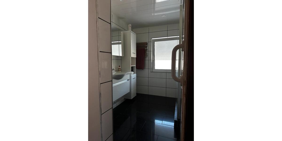 Einfamilienhaus Düren Distelrath - 8 Zimmer, 165 m&sup2;, 375.000&euro; | Angebot:27096795