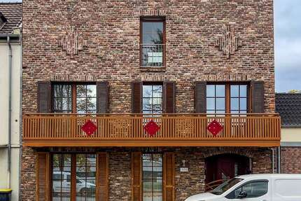 Haus Euskirchen - 8 Zimmer, 363 m&sup2;, 596.000&euro; | Angebot:25935370