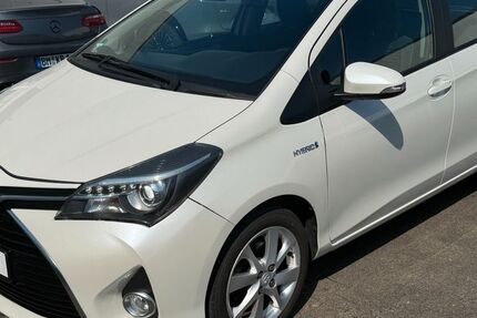 Toyota Yaris 99.800 km 9.950 &euro; Brühl 50321