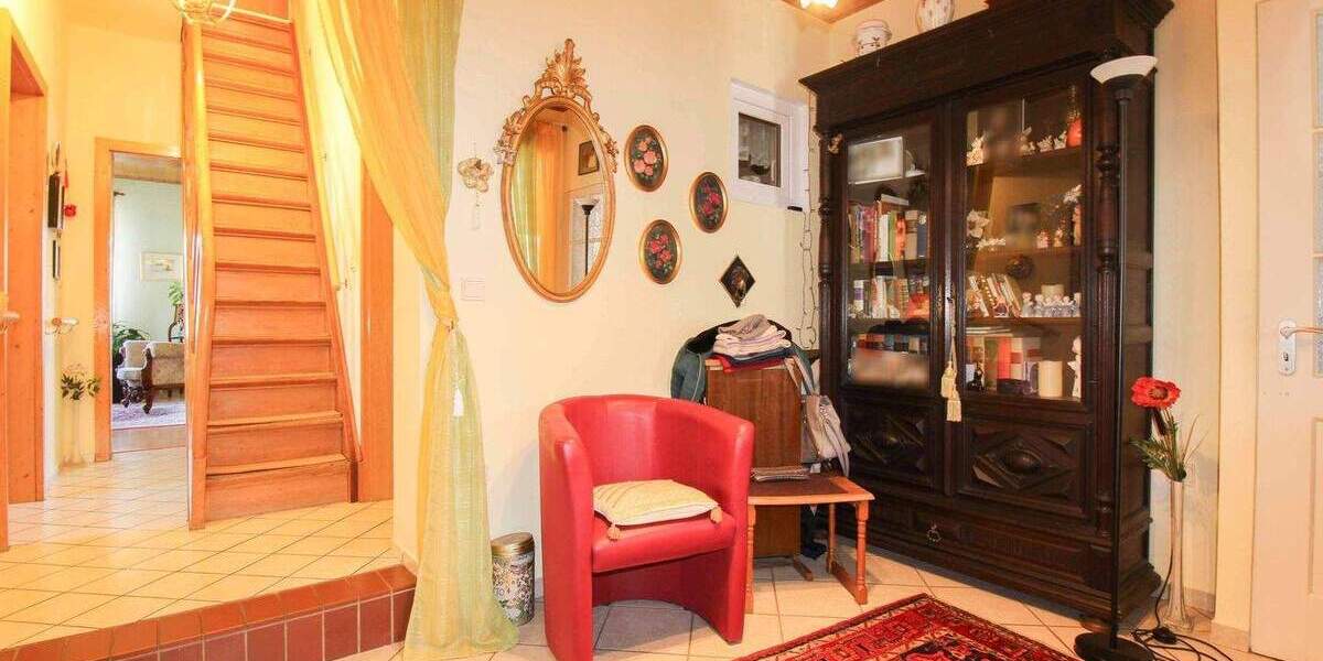 Doppelhaushälfte Bonn Mehlem - 2 Zimmer, 86 m&sup2;, 228.000&euro; | Angebot:25715919