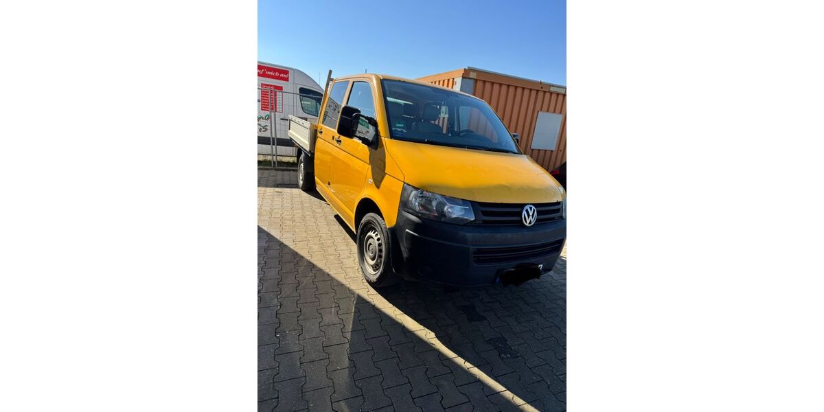 VW T5 Transporter 303.000 km 7.500 &euro; Niederkassel 53859