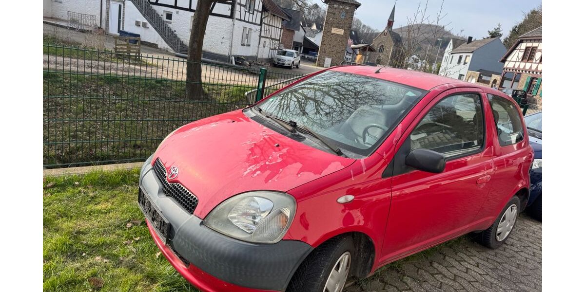 Toyota Yaris 175.000 km 1.150 &euro; Bad Münstereifel 53902