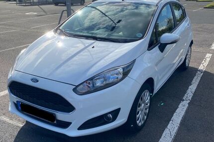 Ford Fiesta 119.028 km 6.000 &euro; Euskirchen 53879