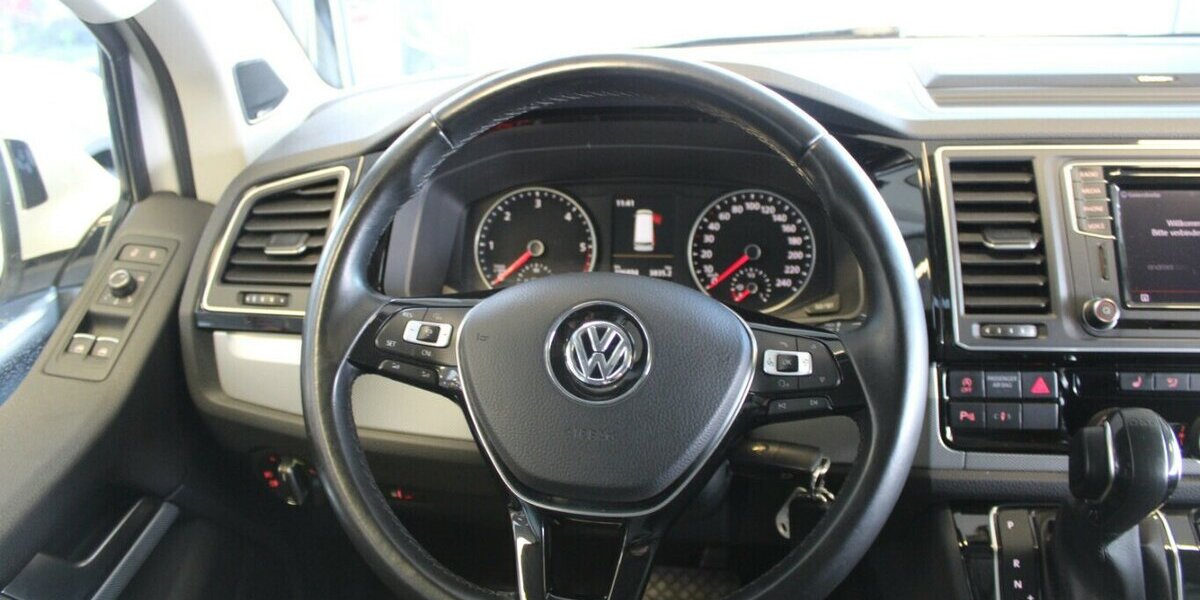 VW T6 Multivan 2.0 TDI DSG Highline - 7-Sitzer - 106.893 km 36.980 &euro; Euskirchen 53881