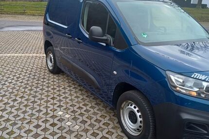 Citroen Berlingo 126.000 km 9.500 &euro; Euskirchen 53881