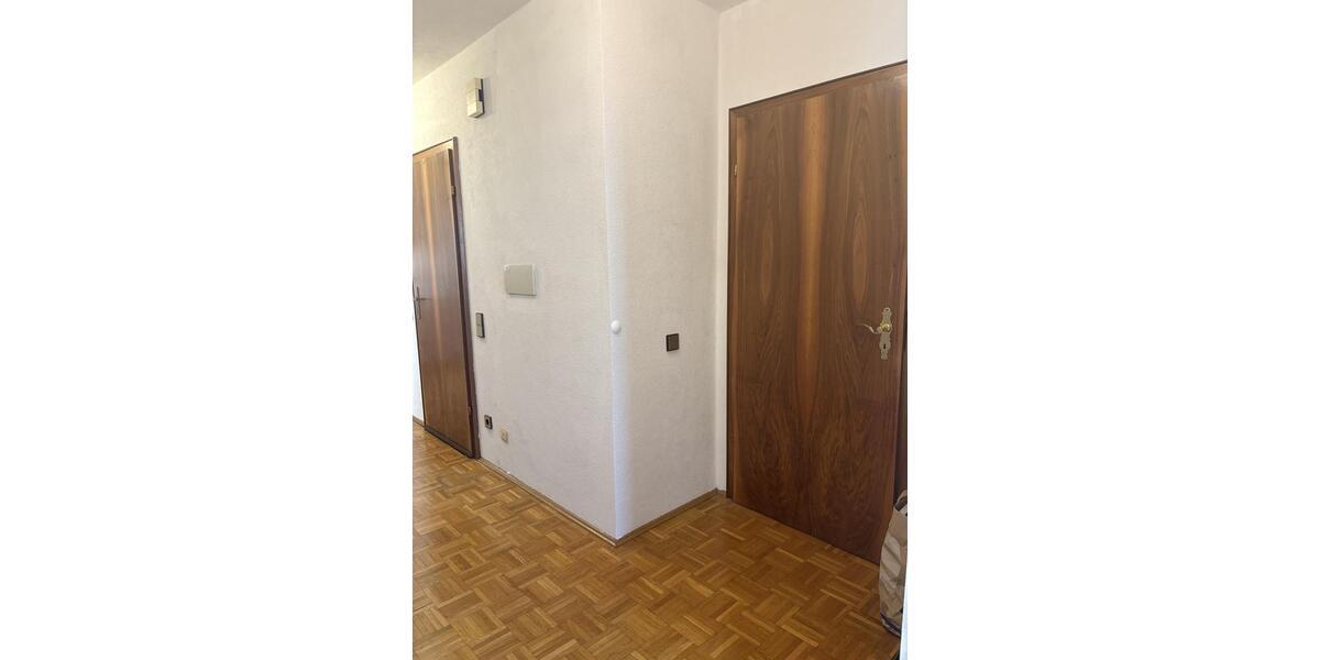 Etagenwohnung Wesseling - 3.5 Zimmer, 117 m&sup2;, 1.090&euro; | Angebot:25809450