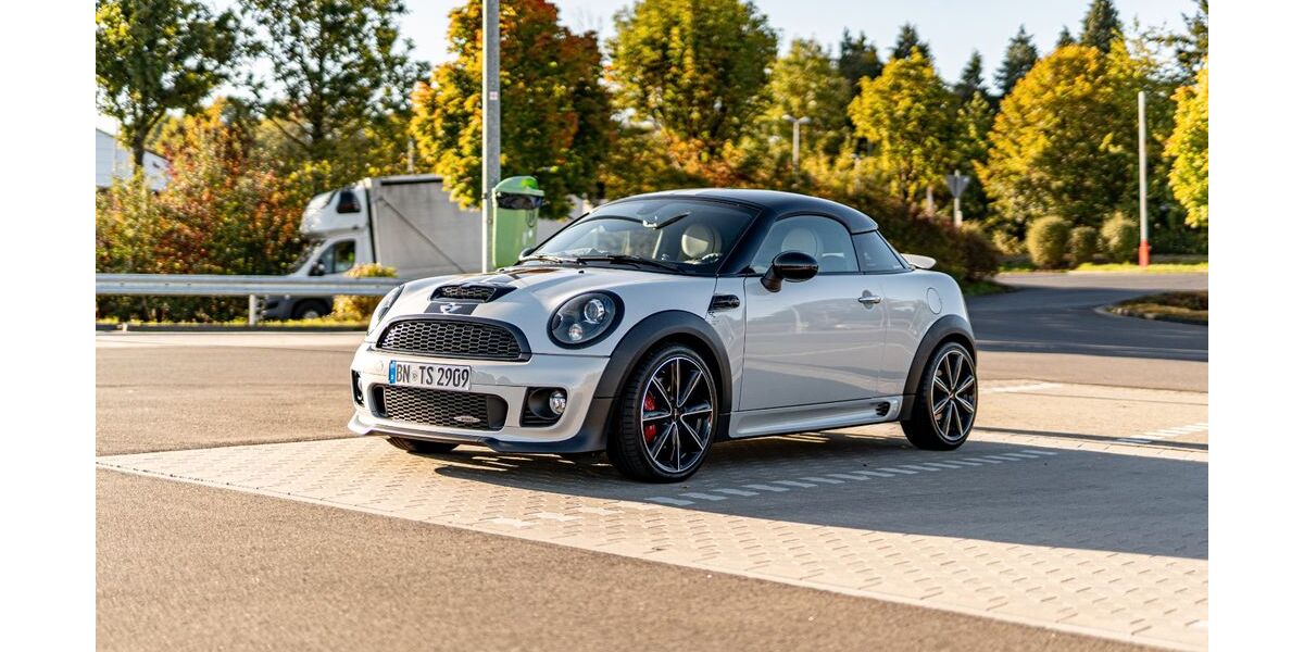 Mini John Cooper Works Coupé 135.000 km 12.800 &euro; Bonn 53111