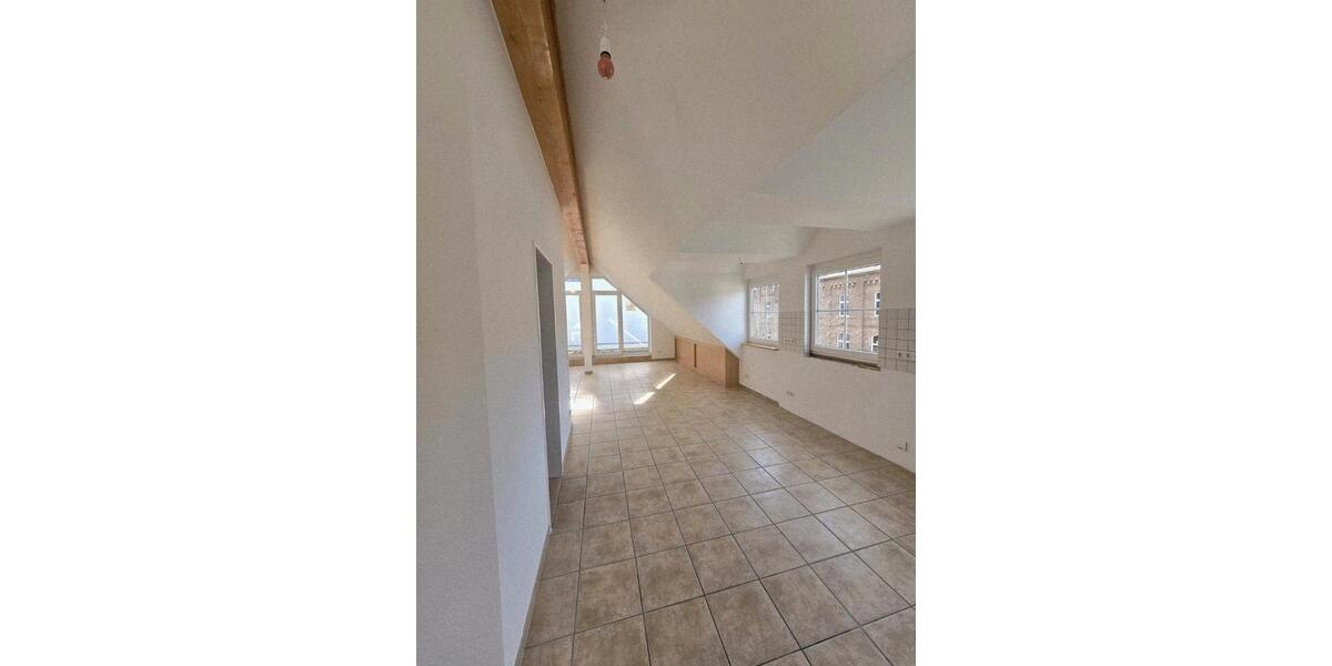 Dachgeschoßwohnung Mechernich - 2 Zimmer, 81 m&sup2;, 960&euro; | Angebot:24327655