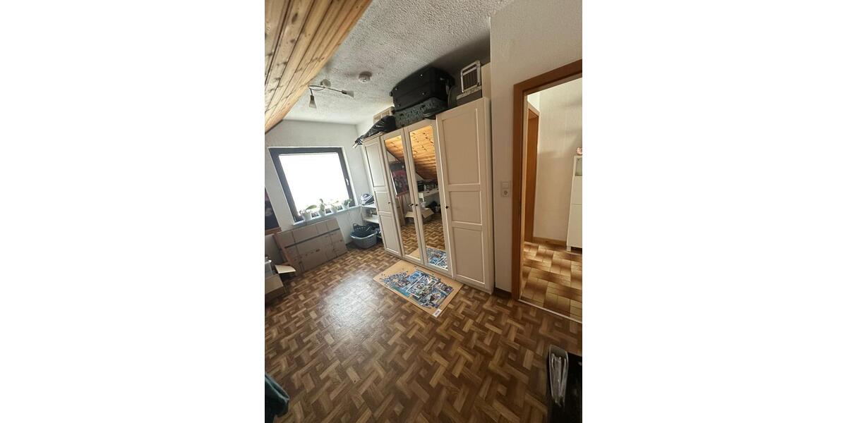 Dachgeschoßwohnung Altenahr - 3 Zimmer, 70 m&sup2;, 900&euro; | Angebot:25974775