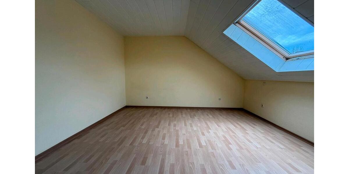 Etagenwohnung Mechernich - 3 Zimmer, 80 m&sup2;, 915&euro; | Angebot:25959342
