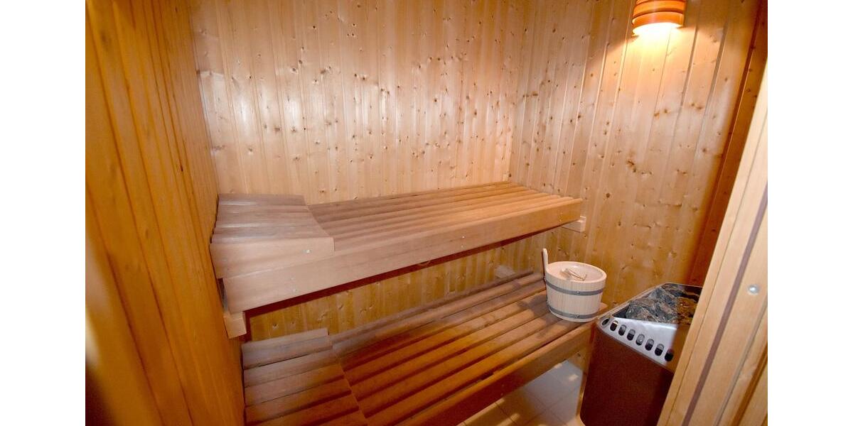 Dachgeschoßwohnung Rheinbach - 2 Zimmer, 93 m&sup2;, 840&euro; | Angebot:25377629