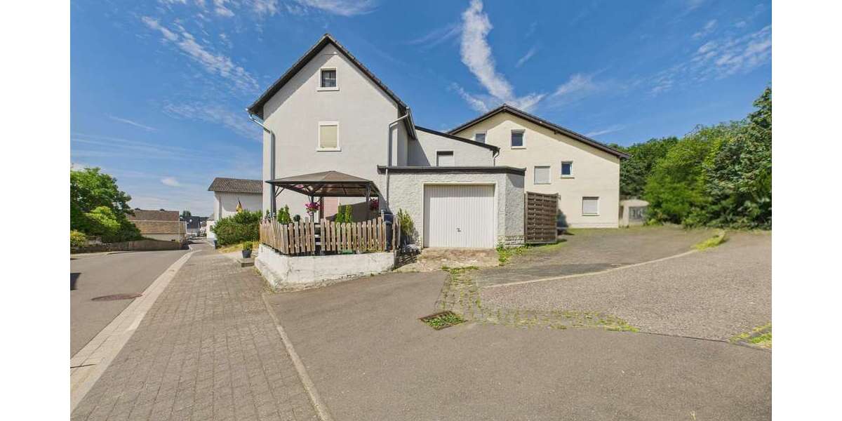 Einfamilienhaus Blankenheim - 30 Zimmer, 473 m&sup2;, 462.000&euro; | Angebot:23199674