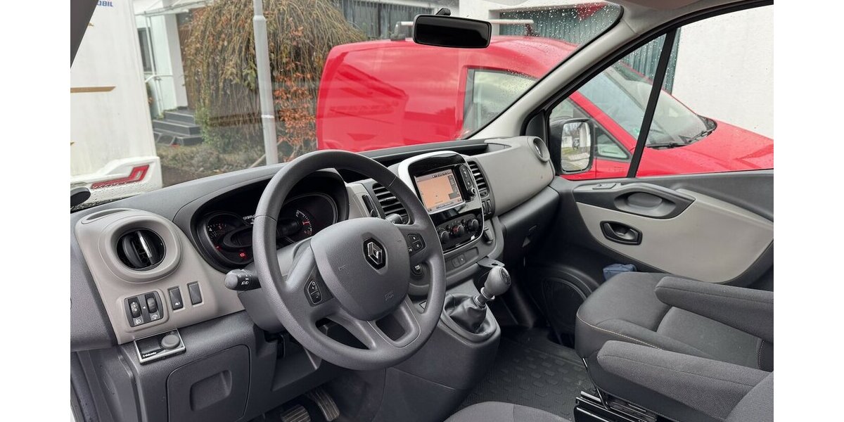 Renault Trafic L2H1 Sth Regale/Schraubst EU6 GARANTIE 85.000 km 17.000 &euro; Erftstadt 50374