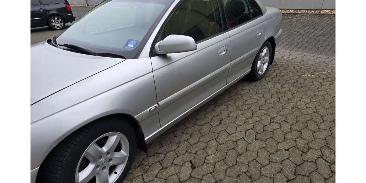 Opel Omega 236.000 km 1.800 &euro; Euskirchen 53879