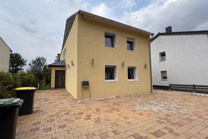 Haus Vettweiß - 6 Zimmer, 190 m&sup2;, 410.000&euro; | Angebot:27112371