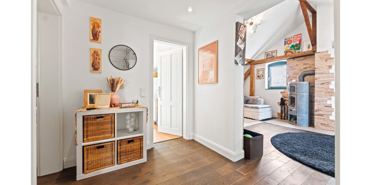 Nachhaltiges Anwesen mit top Energiewerten, Reitanlage und Platz für mehrere Generationen! - Mehrfamilienhaus, Wohnhaus Königswinter | Angebot:21578876