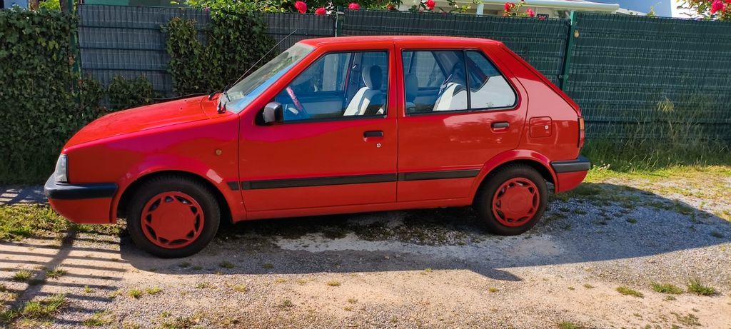 Nissan Micra 61.000 km 1.250 &euro; Düren 52351