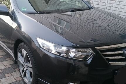 Honda Accord 155.000 km 10.950 &euro; Düren 52351