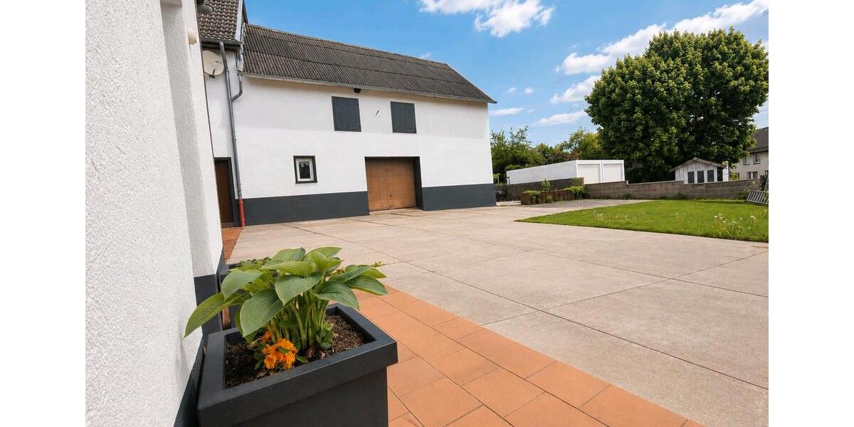 Bauernhaus, Landhaus Euskirchen Dom-Esch - 5 Zimmer, 274 m&sup2;, 249.000&euro; | Angebot:26728883
