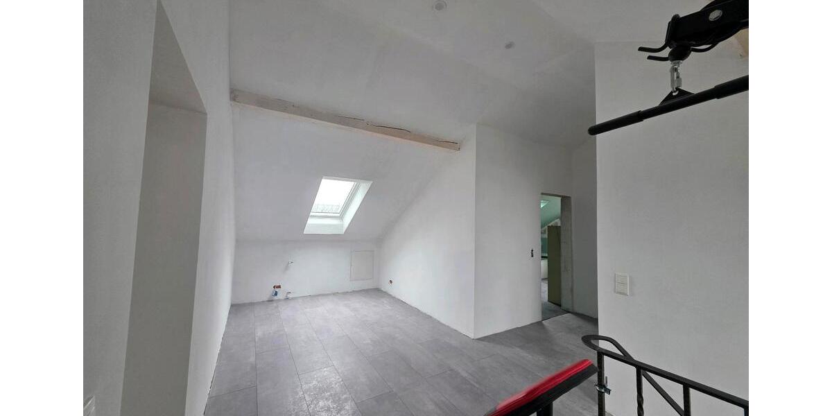 Einfamilienhaus Schleiden - 7 Zimmer, 184 m&sup2;, 399.000&euro; | Angebot:27093043
