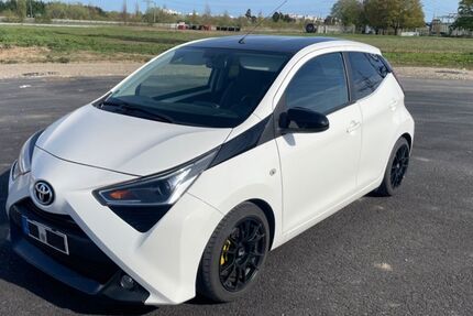 Toyota Aygo (X) 41.500 km 12.500 &euro; Brühl 50321