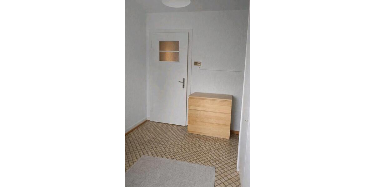 Etagenwohnung Bonn Dottendorf - 4 Zimmer, 65 m&sup2;, 1.070&euro; | Angebot:25824077