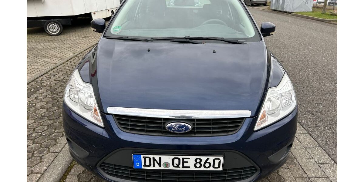 Ford Focus 151.663 km 2.890 &euro; Düren 52351