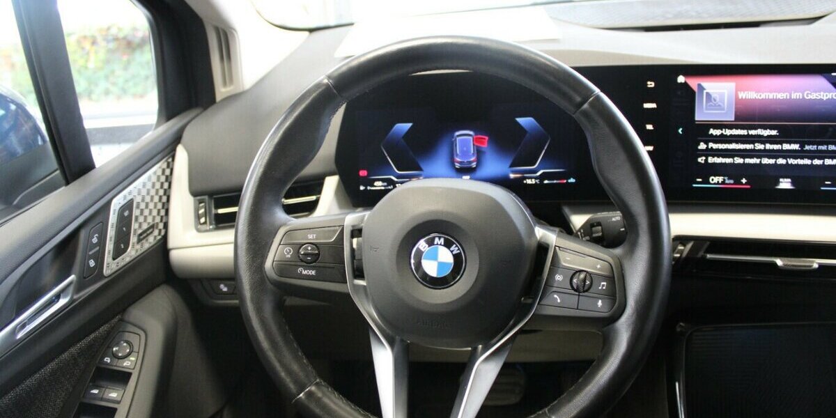 BMW 218 Active Tourer Aut. 89.998 km 21.980 &euro; Euskirchen 53881