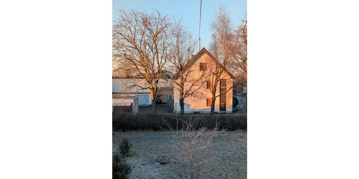 Doppelhaushälfte Schuld - 6 Zimmer, 126 m&sup2;, 1.150&euro; | Angebot:26016005