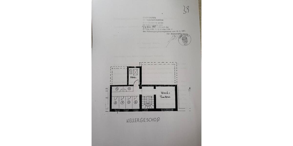 Dachgeschoßwohnung Düren - 5 Zimmer, 90 m&sup2;, 160.000&euro; | Angebot:25576402