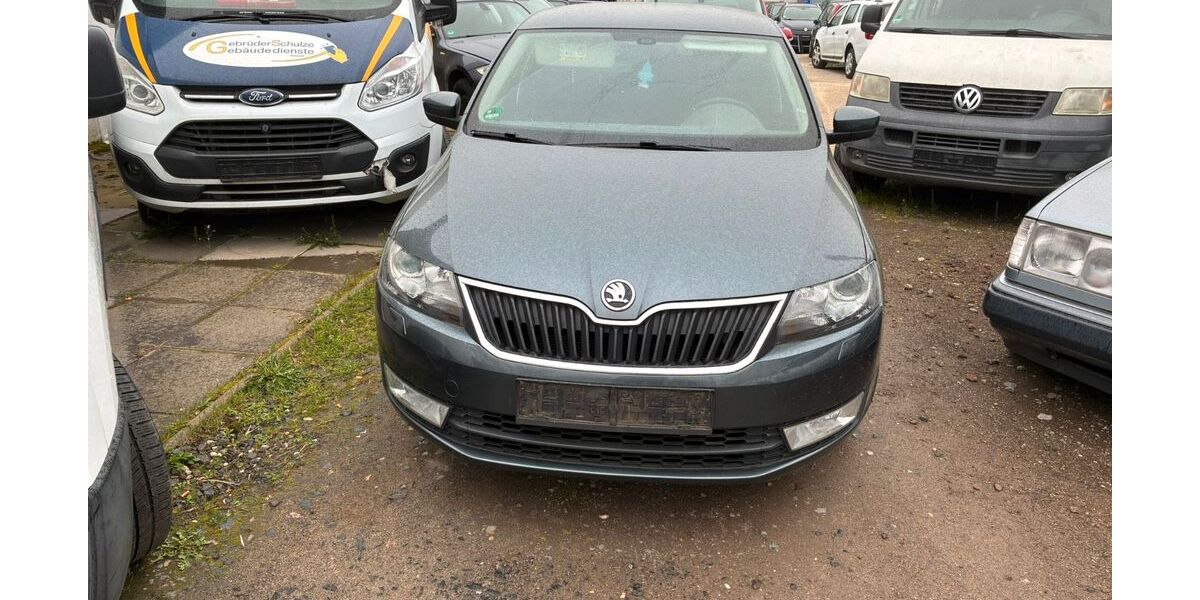 Skoda Rapid 206.000 km 2.900 &euro; Bonn 53227