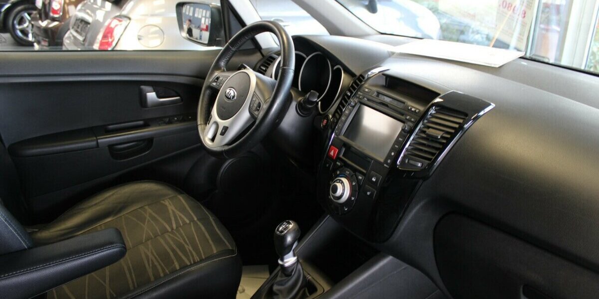 Kia Venga 1.6 CVVT Edition 7 - Panorama - 42.466 km 8.980 &euro; Euskirchen 53881