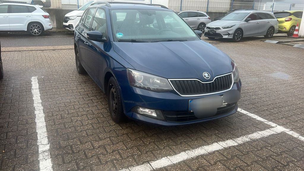 Skoda Fabia 199.500 km 4.750 &euro; Düren 52351