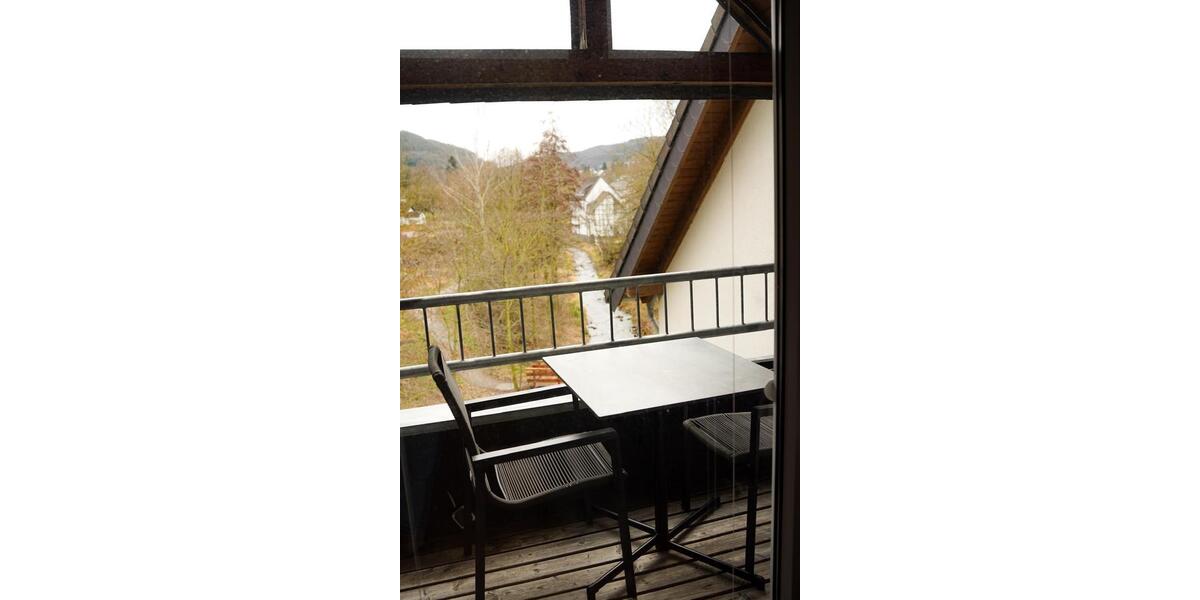 Dachgeschoßwohnung Bad Münstereifel - 3 Zimmer, 84 m&sup2;, 1.330&euro; | Angebot:25831733