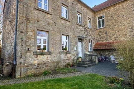 Haus Hürtgenwald - 3 Zimmer, 100 m&sup2;, 790&euro; | Angebot:25898656