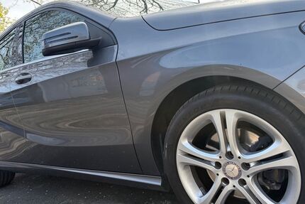 Mercedes-Benz A 180 99.950 km 12.700 &euro; Bonn 53121