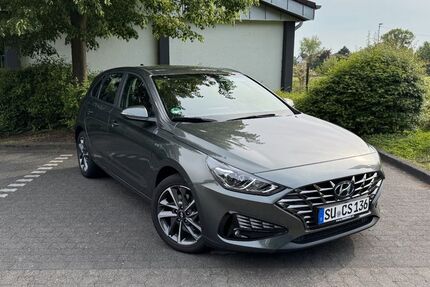 Hyundai i30 19.624 km 16.200 &euro; Niederkassel 53859