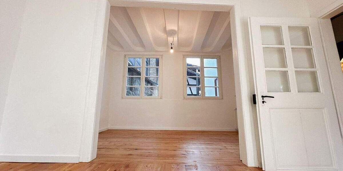 Einfamilienhaus Euskirchen Flamersheim - 7 Zimmer, 190 m&sup2;, 2.280&euro; | Angebot:25695611
