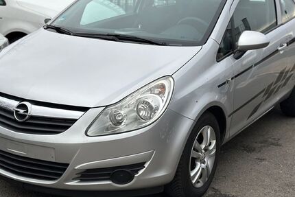 Opel Corsa 186.000 km 2.300 &euro; Rheinbach 53359